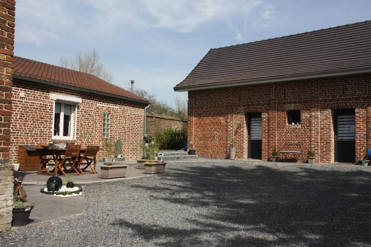 Comme Un Reve Bed & Breakfast Doignies Exterior foto